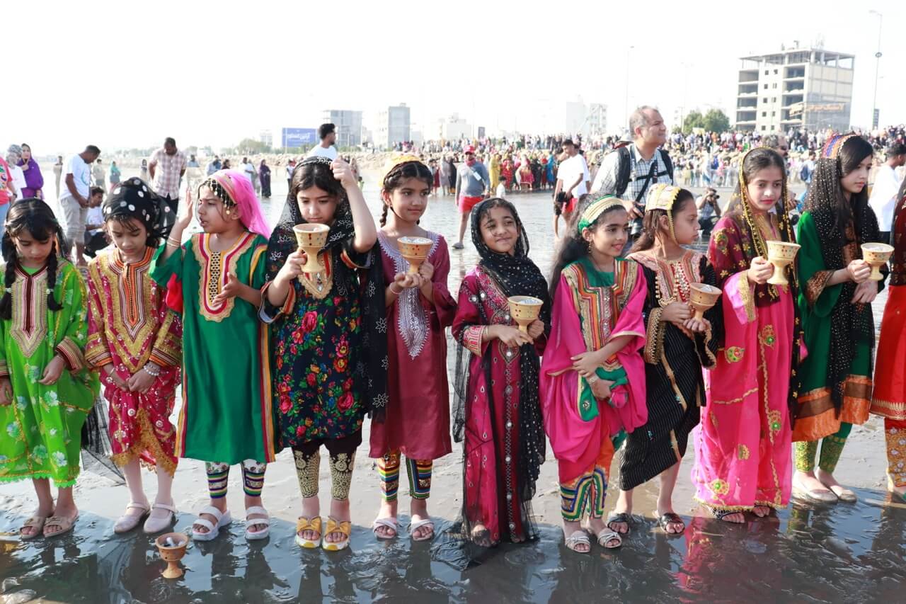 سومین فستیوال خواجه عطا حضور دریا نوردان لارکی / عکاس ستایش دست آویز